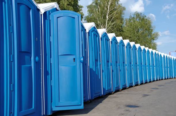 Portable Toilet Options We Offer in Lees Summit, MO
